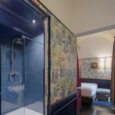 V Collection Condotti