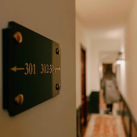 Hotel V Collection Condotti Rzym