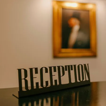 V Collection Condotti *