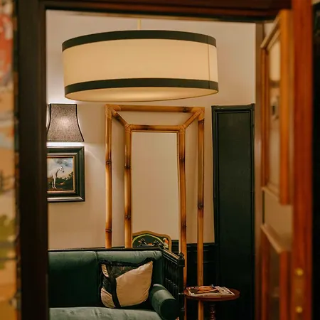 V Collection Condotti Hotel Rzym