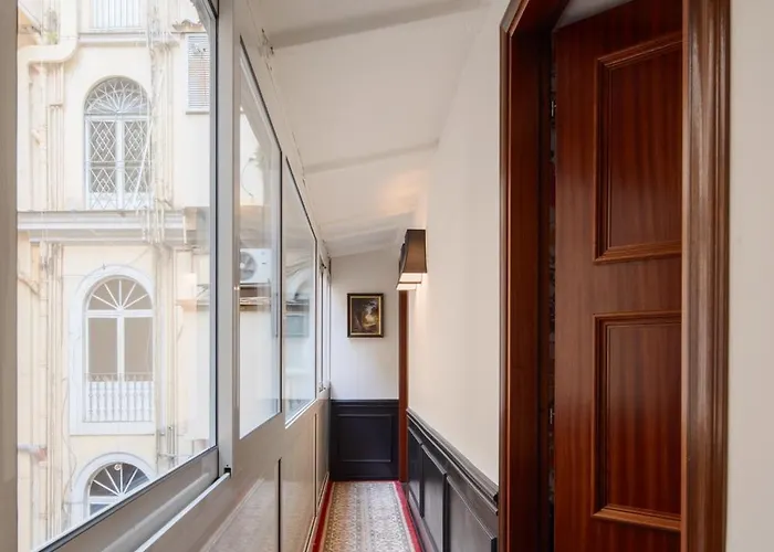 V Collection Condotti Ρώμη